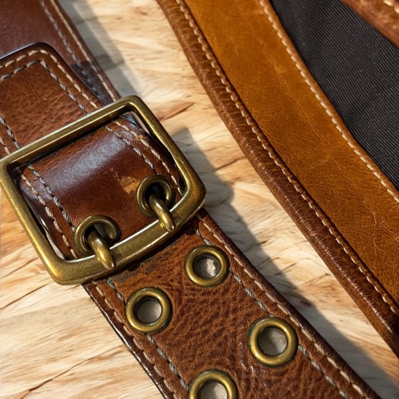 Beautiful Navy Coach Shoulder Bag in Excellent Condition - Picture 12 of 12